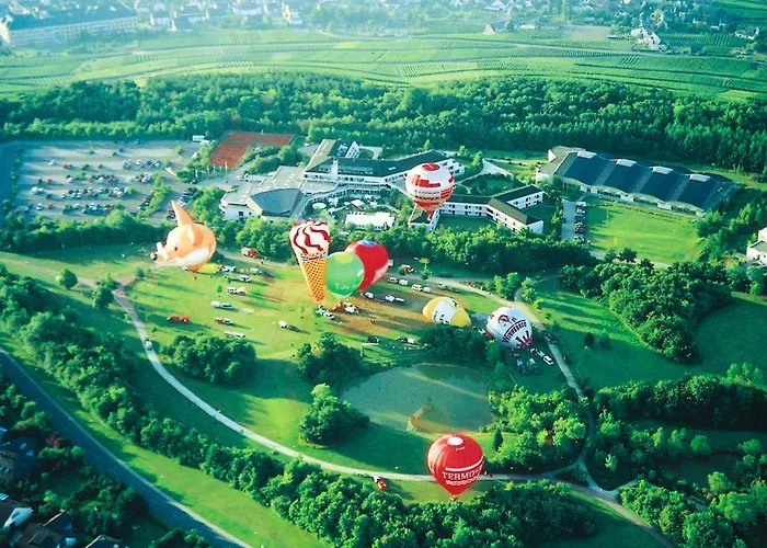 モーゼルパーク イベントリゾート 3*